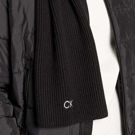 CALVIN KLEIN - Sciarpa con logo CALVIN KLEIN - Sciarpa con logo
