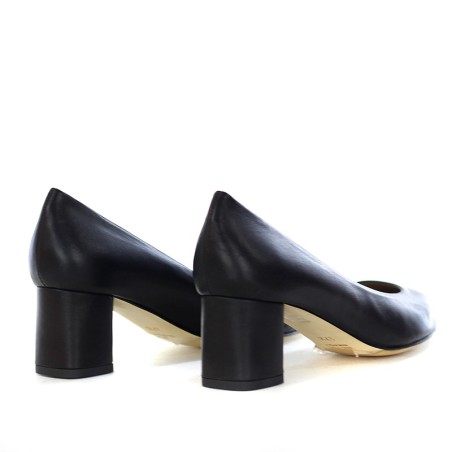 AEREA - Dekolleté aus Leder