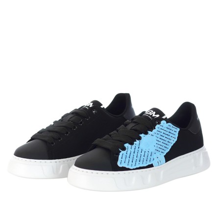 BRIAN MILLS - Turnschuhe aus Stoff mit Logoaufnäher BRIAN MILLS - Turnschuhe aus Stoff mit Logoaufnäher