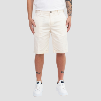 OUT/FIT - Cotton shorts with metal logo stud