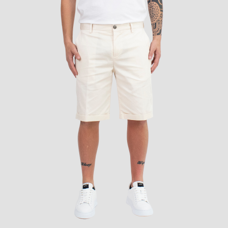 OUT/FIT - Short en coton avec clous de logo en métal