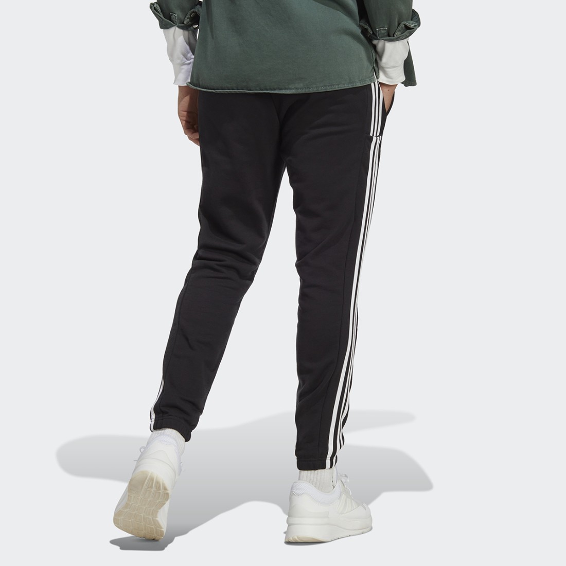 ADIDAS Essentials Logo Pants IC0050 NERO