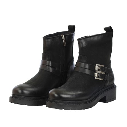 METISSE - Stiefelette aus Nubuk mit doppelter ästhetischer Schnalle METISSE - Stiefelette aus Nubuk mit doppelter ästhetischer Schnalle
