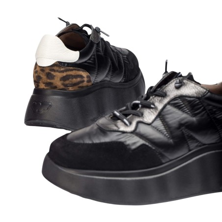 WONDERS - Sneakers Roma