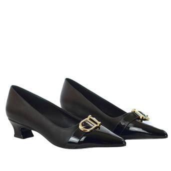 EXÉ - Pump with ornamental buckle 2