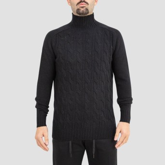 OUT/FIT - Dolcevita con trama a treccia