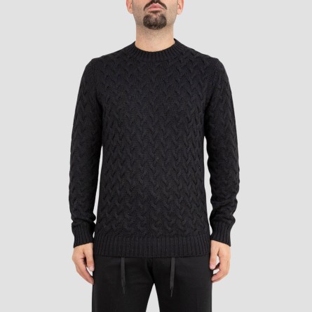 OUT/FIT - Pull en maille torsadée
