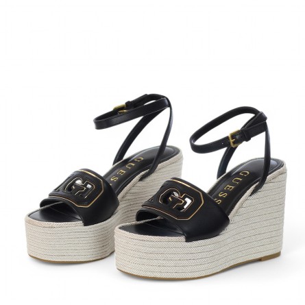GUESS - Tanvee-Keil GUESS - Tanvee-Keil