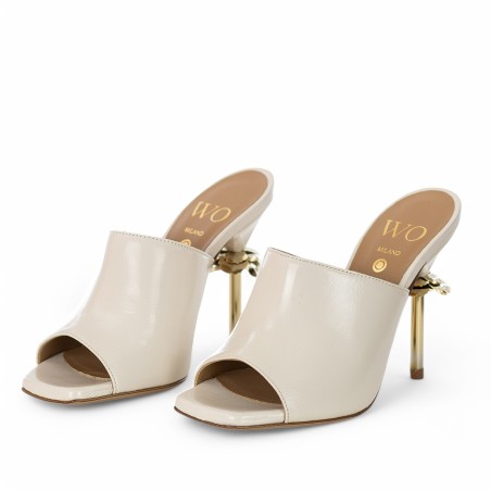 WO MILANO - Sandalia piel brillante con tacón metálico