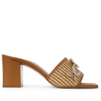 EXÉ - Sandal with stones