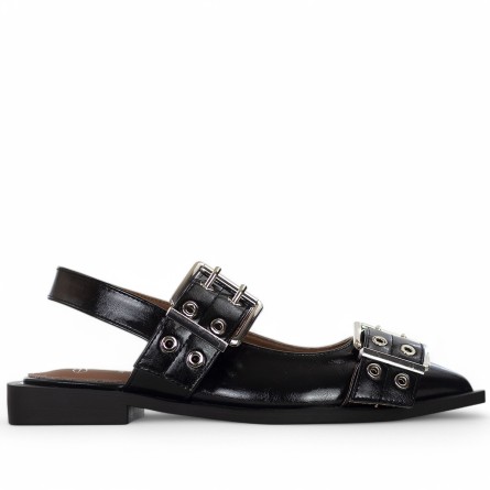 EXÉ - Sabots with straps