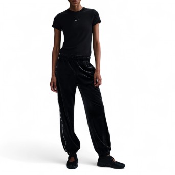 NIKE - Sportswear Chill Knit T-shirt