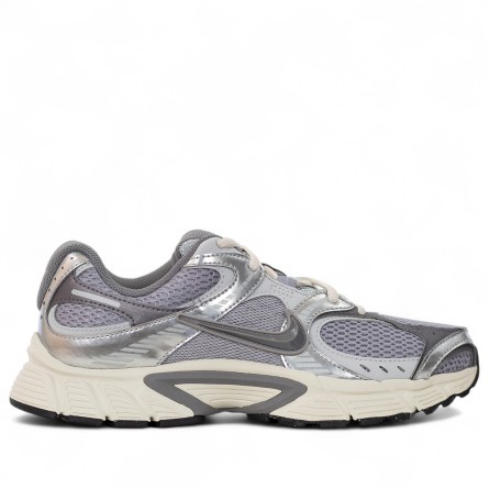 NIKE - V5 M Turnschuhe