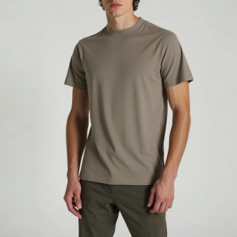OUT/FIT T-SHIRT