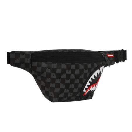 SPRAYGROUND - TIBURONES GOTEANDO EN PARIS SAVVY