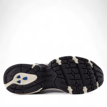 NEW BALANCE - Sneakers 530