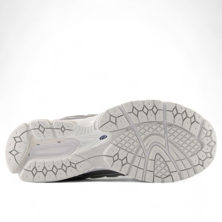 NEW BALANCE - Sneakers 1906R