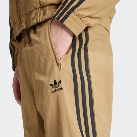 ADIDAS ORIGINALS - Pantalones Adicolor Woven Firebird