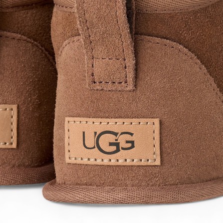 UGG - Botín Classic Ultra Mini