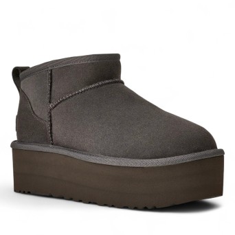 UGG - Classic Ultra Mini Platform ankle boot 2