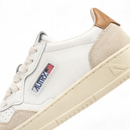 AUTRY - Medalist Low Sneakers