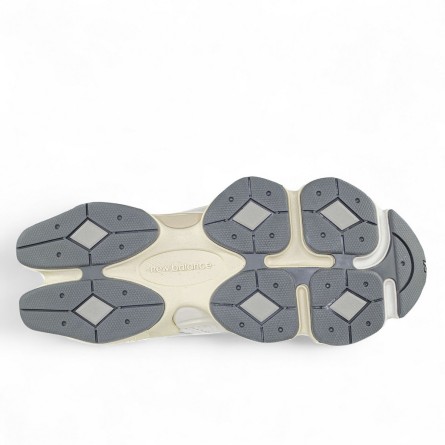 NEW BALANCE - Sneakers 9060