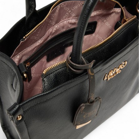 LIU JO - Tote-Tasche mit Logo Schriftzug und Charme LIU JO - Tote-Tasche mit Logo Schriftzug und Charme