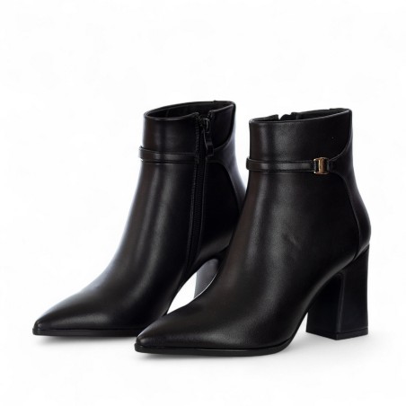 EXÉ - Bottine en faux cuir avec boucle ornementale