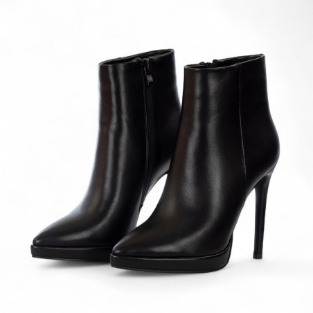 EXÉ - Kunstlederstiefelette mit Reißverschluss