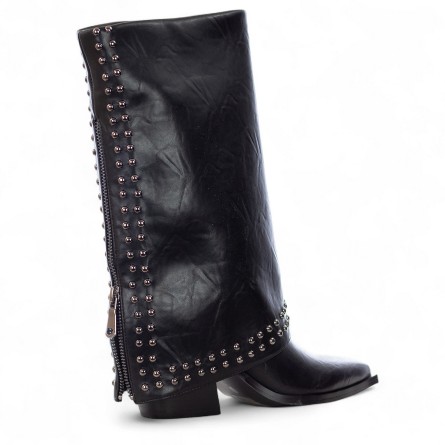 EXÉ - Hochgekrempelte Stiefel aus Kunstleder mit Nieten