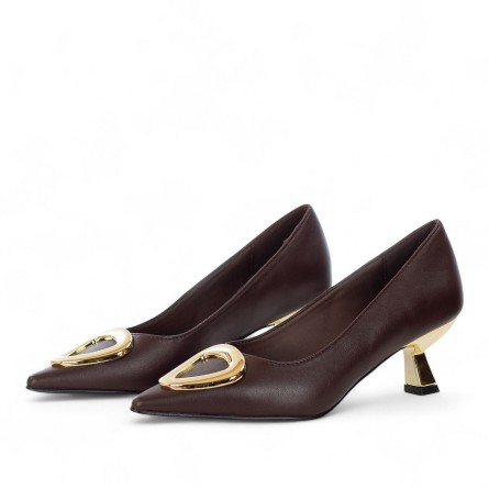 EXÉ - Décolleté avec accessoire ornemental EXÉ - Décolleté avec accessoire ornemental