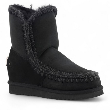 MOU - Kurzer Stiefel Eskimo Inner Wedge Short Big Metal Logo