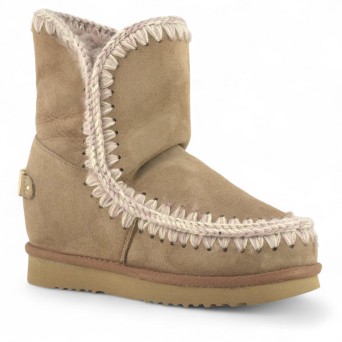MOU - Kurzer Stiefel Eskimo Inner Wedge Short Big Metal Logo 2