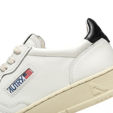 AUTRY - Medalist Low Sneakers