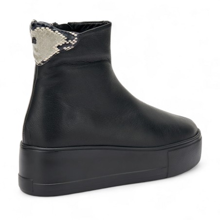 FRAU - Bottines en cuir avec détails en python