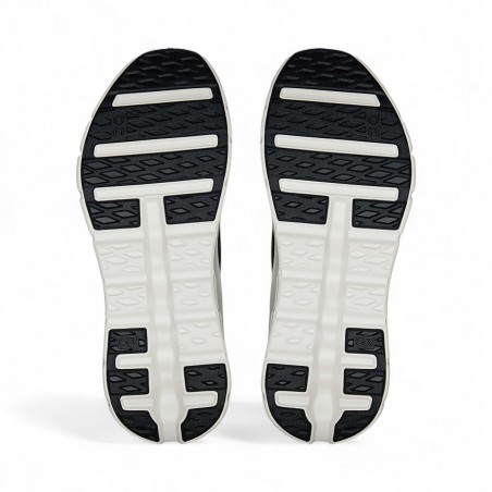 ON - Cloudtilt Sneakers