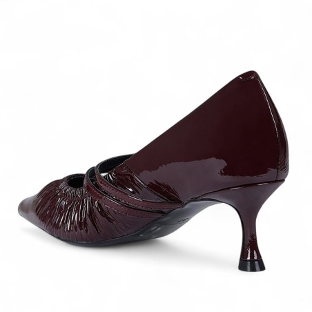 CHICONIC - Pump patent leather with buckles