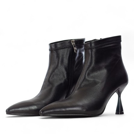 UMA PARKER - Kunstlederstiefelette mit Reißverschluss UMA PARKER - Kunstlederstiefelette mit Reißverschluss