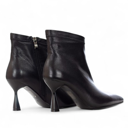 UMA PARKER - Kunstlederstiefelette mit Reißverschluss UMA PARKER - Kunstlederstiefelette mit Reißverschluss