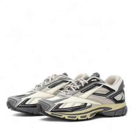 REEBOK - Premier Road Ultra Sneakers REEBOK - Premier Road Ultra Sneakers