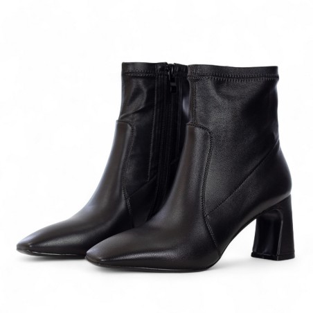 UMA PARKER - Tronchetto in eco pelle con zip