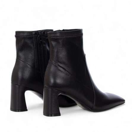 UMA PARKER - Tronchetto in eco pelle con zip