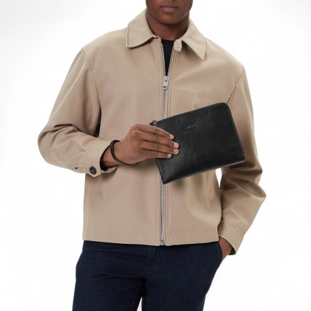 GUESS - Boston Shoulder Bag