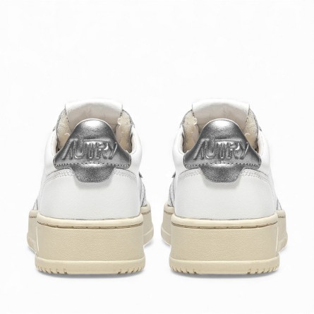 AUTRY - Medalist Low Sneakers