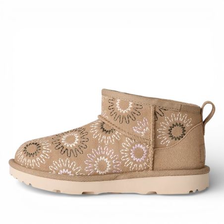 UGG - Tronchetto Classic Ultra Mini Sun Stitch
