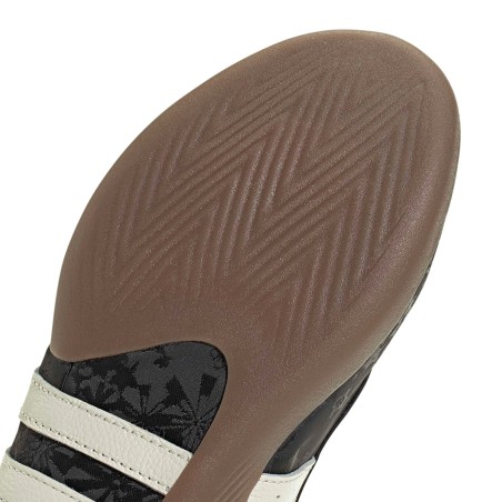 ADIDAS ORIGINALS - Ballerina Taekwondo Mei