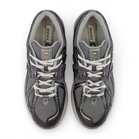 NEW BALANCE - Turnschuhe U1906R