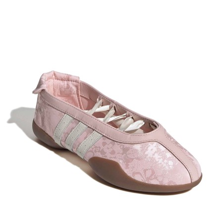 ADIDAS ORIGINALS - Ballerina Taekwondo Mei