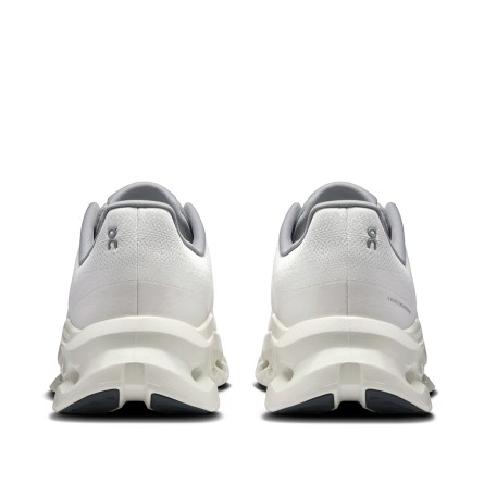 ON - Cloudtilt Sneakers