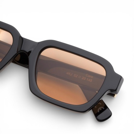 RETROSUPERFUTURE - Lunettes de soleil Caro Refined